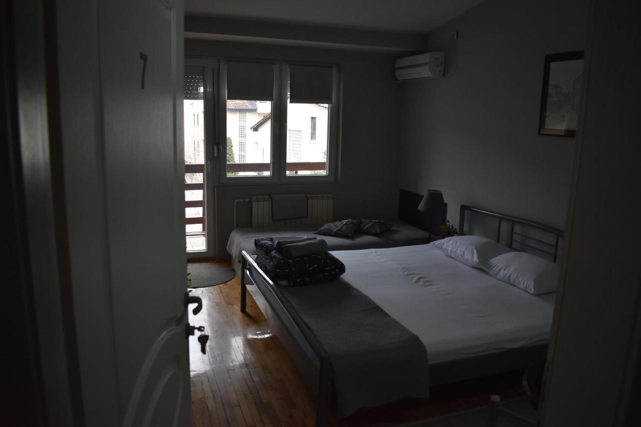 Guest House Kozle Skopie Exterior foto