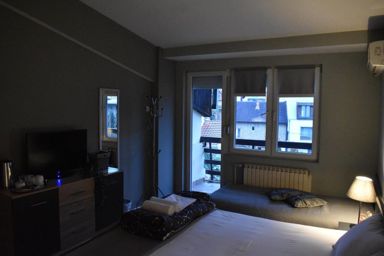 Guest House Kozle Skopie Exterior foto